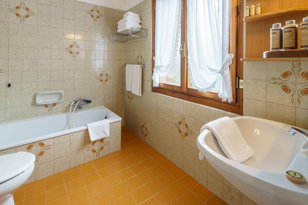 Hotel Roma Сан-Вито-ди-Кадоре Номер фото